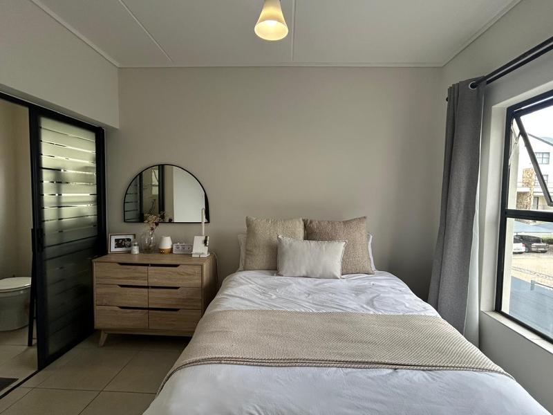 To Let 1 Bedroom Property for Rent in The Huntsman Western Cape